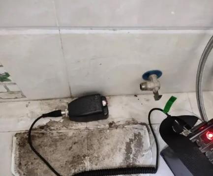 柏乡屋顶漏水维修公司分享下卫生间漏水的危害及解决方法